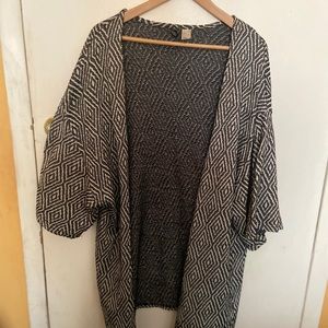 Geo pattern open top cardigan